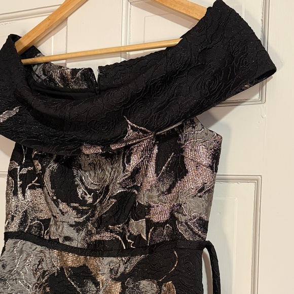 Teri Jon Black and Gray Floral Maxi Dress - Picture 3 of 5